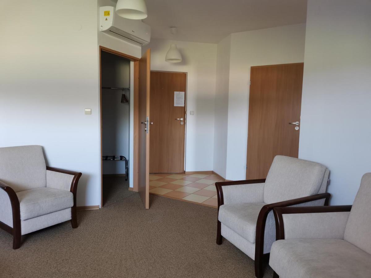 Golf Hotel Lisia Polana Pomocnia Екстер'єр фото