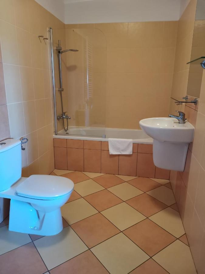 Golf Hotel Lisia Polana Pomocnia Екстер'єр фото